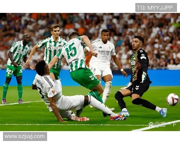 西甲联赛封闭进行，球队备战不懈，备战久远才能赢得胜利