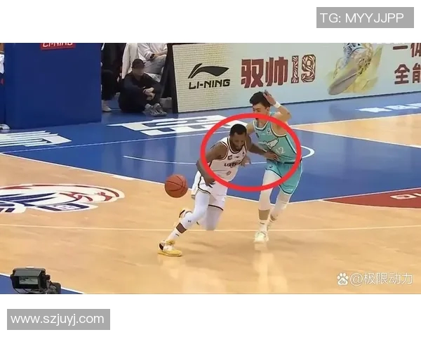 辽宁男篮逆袭取胜，终结连败